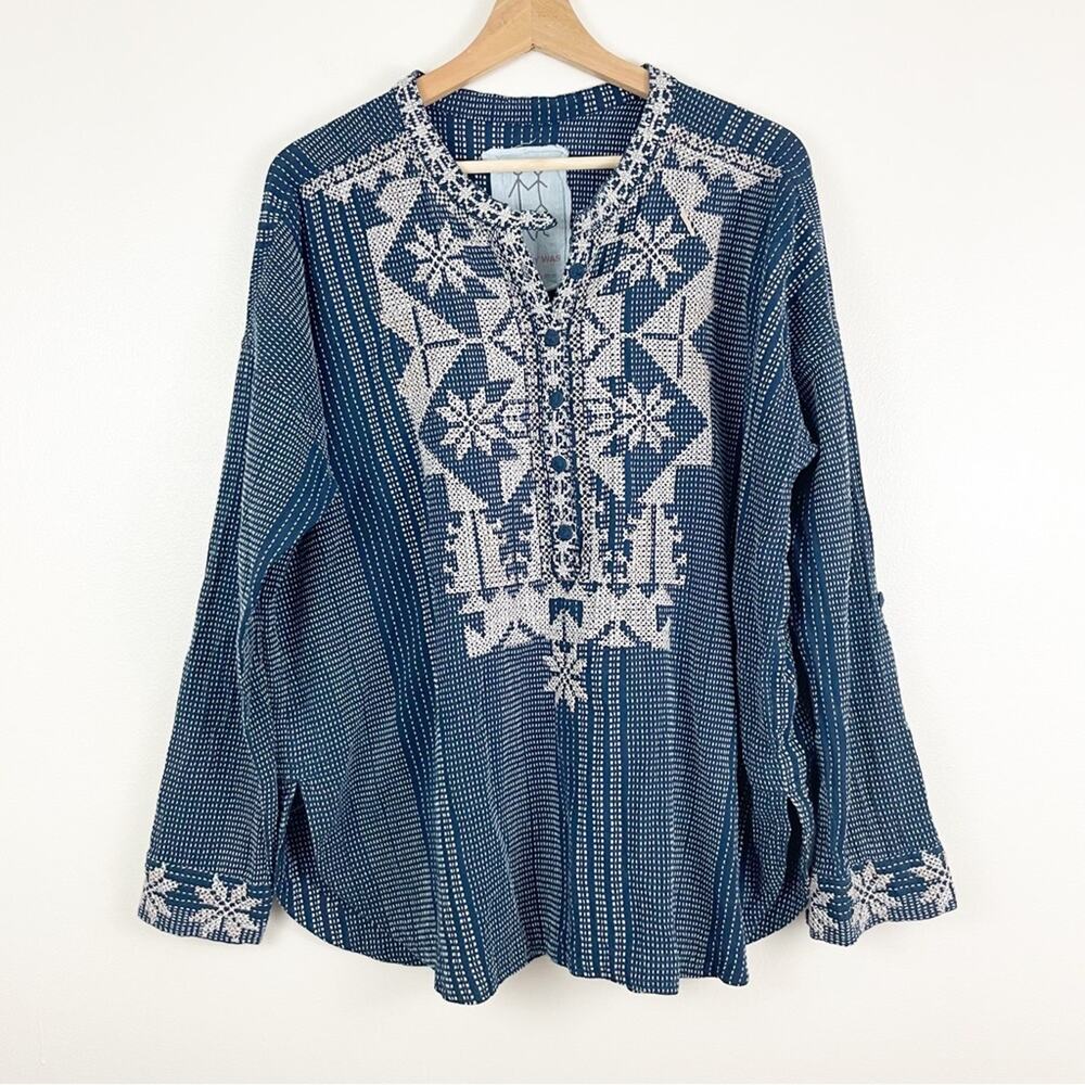 Johnny Was Pete and Greta Cross stitch Style Tunic Blouse Top Blue White Small